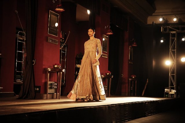 Sabyasachi opens India Couture week